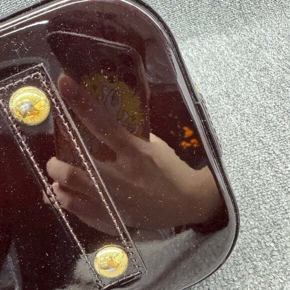 Louis Vuitton Alma PM Burgundy Patent Leather Tote fbcco585-101825 - Picture 9 of 15